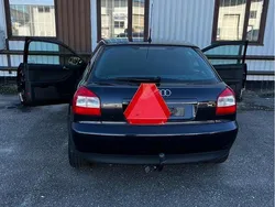 Blå Begagnad 2002 Audi A3 Halvkombi | 45 500 kr (Marknadspris)