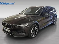 Begagnad 2023 Volvo V60 CC Kombi | 439 900 kr (Lite dyr)