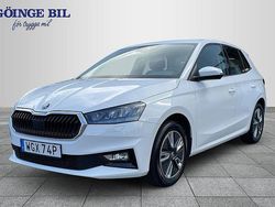 Vit Begagnad 2022 Skoda Fabia Style Halvkombi | 199 000 kr (Marknadspris)