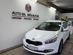 Vit Begagnad 2014 Kia Ceed Comfort Halvkombi | 105 000 kr (Marknadspris)