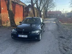 Svart Begagnad 2006 BMW 320 Advantage Sedan | 70 000 kr (Marknadspris)