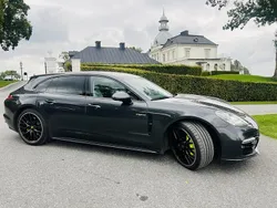Grå Begagnad 2019 Porsche Panamera 4 Sport Turismo Sedan | 650 000 kr (Superpris)