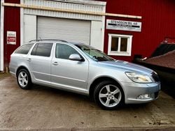 Silver Begagnad 2012 Skoda Octavia Elegance Kombi | 39 500 kr (Marknadspris)