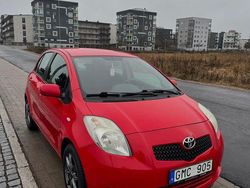 Begagnad 2008 Toyota Yaris Halvkombi | 32 000 kr (Marknadspris)