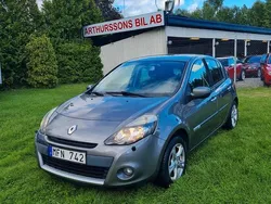 Grå Begagnad 2011 Renault Clio R.S. Halvkombi | 48 000 kr (Marknadspris)