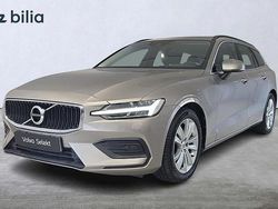 Grå Begagnad 2021 Volvo V60 Pro Kombi | 329 000 kr (Marknadspris)