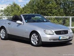 Grå samma som bilen Begagnad 1998 Mercedes SLK230 Cab | 69 500 kr