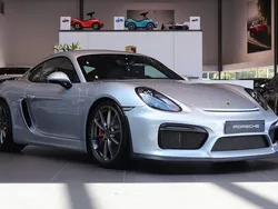 Silver Begagnad 2016 Porsche Cayman GT4 Sportkupé | 969 000 kr