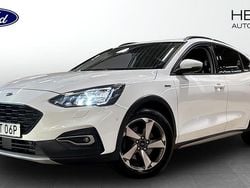 Vit (white) Begagnad 2020 Ford Focus Active Halvkombi | 159 900 kr (Marknadspris)