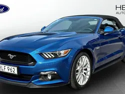 Blå (blue) Begagnad 2017 Ford Mustang GT Cab | 458 900 kr (Marknadspris)