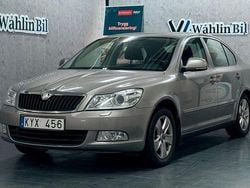 Ljusbrun (brun) Begagnad 2011 Skoda Octavia Elegance Halvkombi | 49 900 kr (Marknadspris)