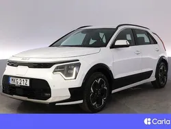 Vit Begagnad 2022 Kia e-Niro SUV | 306 900 kr (Marknadspris)
