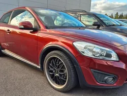 Röd Begagnad 2009 Volvo C30 Momentum Halvkombi | 44 900 kr (Bra pris)