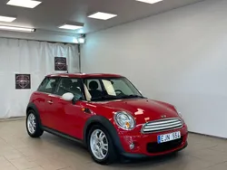 Röd Begagnad 2013 Mini ONE Salt Halvkombi | 74 800 kr (Marknadspris)