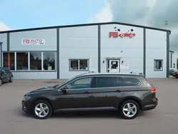 Mörkbrun (brun) Begagnad 2015 VW Passat Kombi | 119 000 kr (Dyr)