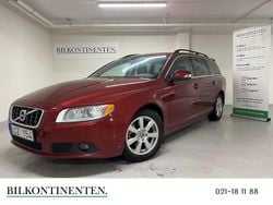 Röd Begagnad 2010 Volvo V70 Momentum Kombi | 79 800 kr (Marknadspris)