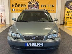 Grön Begagnad 2004 Volvo V70 Kombi | 29 900 kr (Marknadspris)