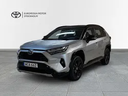 Grå Begagnad 2025 Toyota RAV4 Hybrid Style SUV | 474 800 kr (Bra pris)