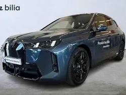 Blå Begagnad 2025 BMW iX SUV | 979 900 kr