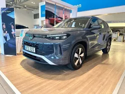 Grå (dolphin grey metallic) Ny 2025 VW Tayron Life SUV | 594 900 kr (Lite dyr)