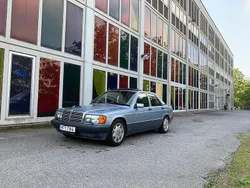 Ljusblå Begagnad 1993 Mercedes 190 Sedan | 44 900 kr