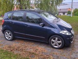 Blå Begagnad 2005 Mercedes A200 Avantgarde Halvkombi | 58 000 kr (Marknadspris)