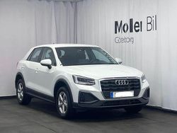 Vit (arkonavit) Ny 2025 Audi Q2 SUV | 269 900 kr (Marknadspris)