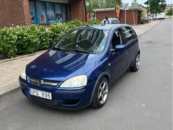 Blå Begagnad 2004 Opel Corsa Halvkombi | 12 500 kr (Bra pris)