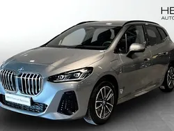 Grå (grey) Begagnad 2024 BMW 225 Active Tourer M Sport Minibuss | 438 700 kr (Marknadspris)
