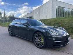 Grå Begagnad 2018 Porsche Panamera 4 Sport Turismo Sedan | 620 000 kr (Bra pris)