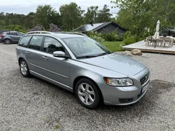 Silver Begagnad 2009 Volvo V50 Summum Kombi | 39 995 kr (Marknadspris)