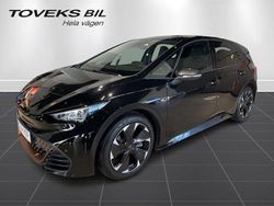 Svart (mythosschwarz) Begagnad 2025 Cupra Born e-Boost Halvkombi | 349 900 kr (Marknadspris)