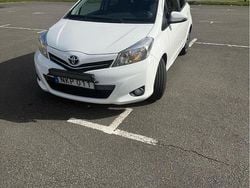 Vit Begagnad 2014 Toyota Yaris Edition Halvkombi | 69 000 kr (Bra pris)