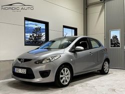 Grå Begagnad 2009 Mazda 2 Halvkombi | 44 990 kr (Marknadspris)