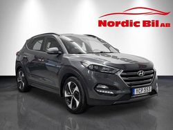 Mörkgrå (grå) Begagnad 2016 Hyundai Tucson SUV | 159 900 kr (Marknadspris)