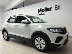 Vit (pure white) Begagnad 2024 VW T-Cross Life SUV | 219 900 kr (Marknadspris)