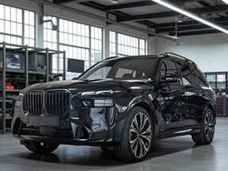 Svart Begagnad 2024 BMW X7 Comfort Edition SUV | 1 099 000 kr
