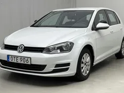 Vit Begagnad 2015 VW Golf VII | 80 000 kr (Marknadspris)