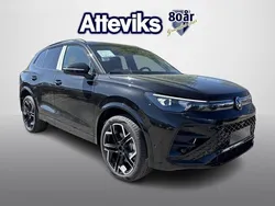 Svart Ny 2025 VW Tiguan R-line Edition SUV | 699 800 kr