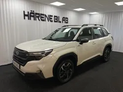 Vit (cristal white pearl) Ny 2025 Subaru Forester SUV | 414 900 kr (Superpris)