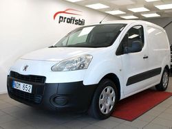 Vit Begagnad 2012 Peugeot Partner Van | 69 500 kr (Dyr)