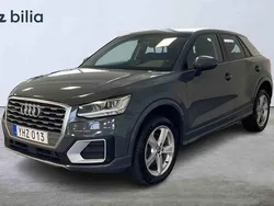 Grå Begagnad 2017 Audi Q2 SUV | 199 900 kr