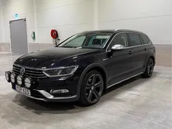 Svart Begagnad 2018 VW Passat Alltrack Kombi | 170 000 kr (Marknadspris)