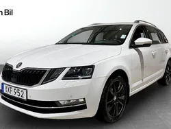 Vit Begagnad 2018 Skoda Octavia Style Kombi | 194 900 kr (Marknadspris)