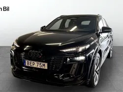 Svart Begagnad 2024 Audi Q6 e-tron S-Line SUV | 929 900 kr (Dyr)