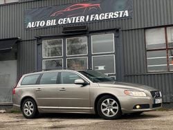 Ljusbrun Begagnad 2011 Volvo V70 Momentum Kombi | 77 500 kr (Marknadspris)