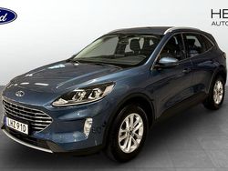 Blå (blue) Begagnad 2022 Ford Kuga Titanium SUV | 299 900 kr (Lite dyr)