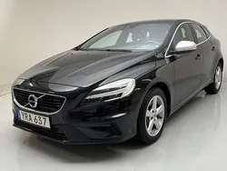 Svart Begagnad 2019 Volvo V40 R-Design Kombi | 219 000 kr (Lite dyr)