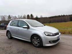 Silver Begagnad 2013 VW Golf VII Halvkombi | 59 000 kr (Marknadspris)