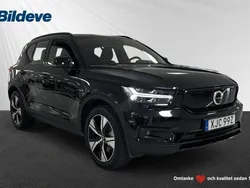 Svart Begagnad 2022 Volvo XC40 Pro SUV | 359 900 kr